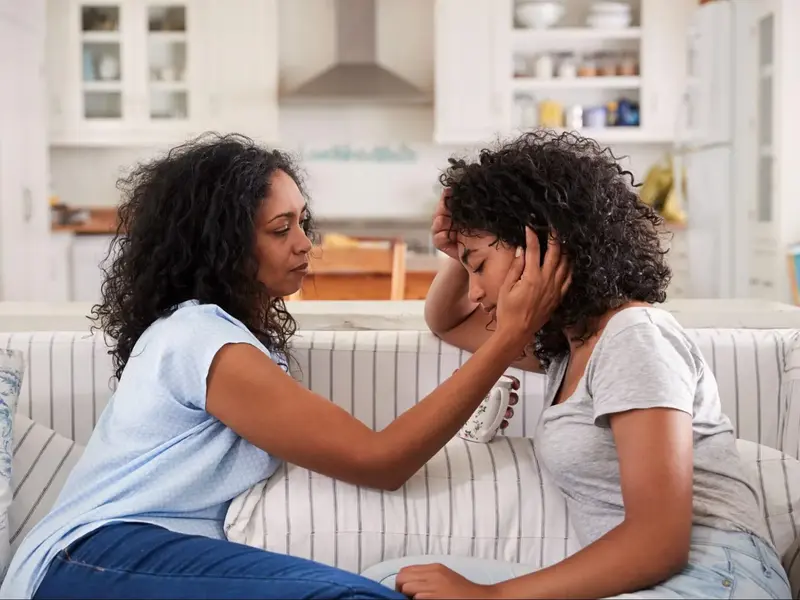 teen having conversation with parent about mental health