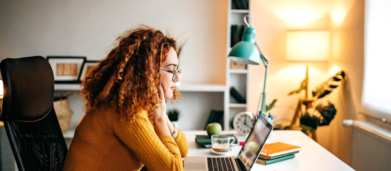 A teen receives anxiety treatment at a virtual IOP.