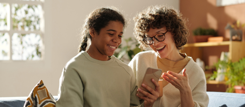 A teen challenges negative thoughts with their mom.