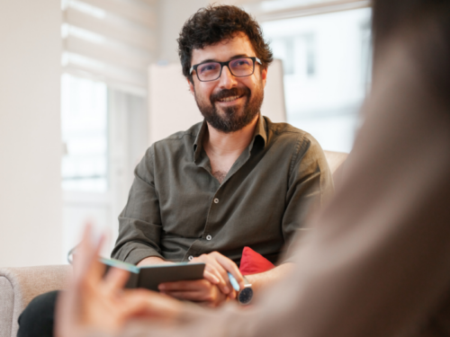 A man seeks mentalization-based therapy for BPD.