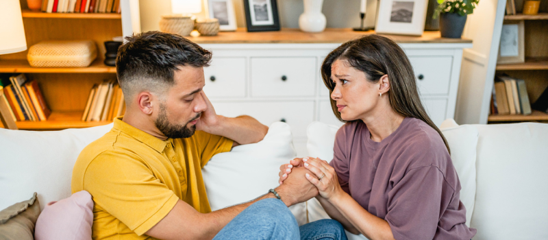 A couple learns how to cope with relationship OCD.